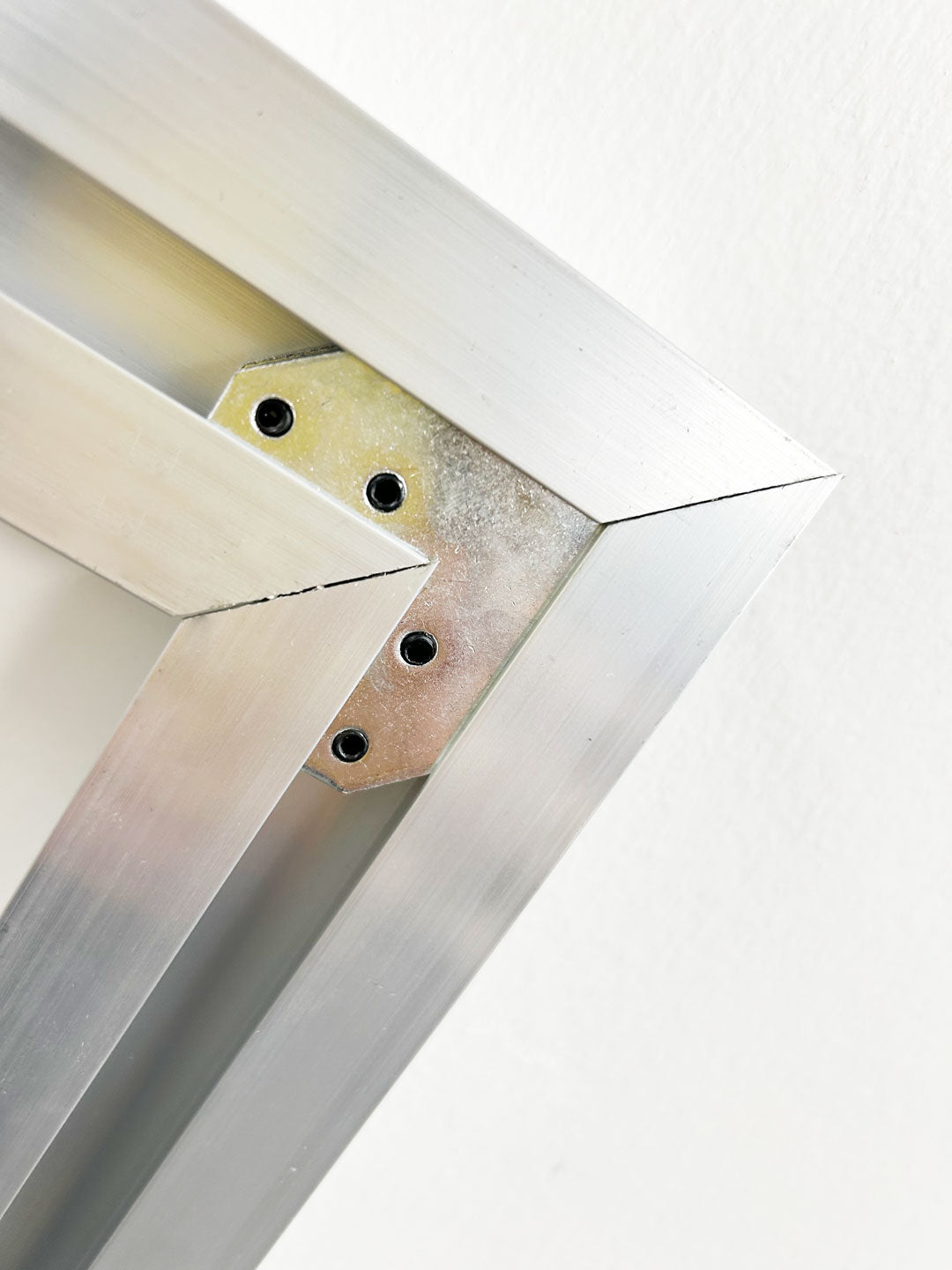 BRINOX Aluminium Frame For Back Pictures